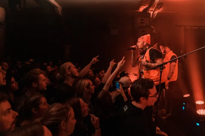 Highly Suspect tickets